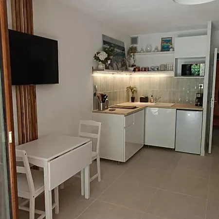 Bord De Avec Jardin Apartamento Les Lecques